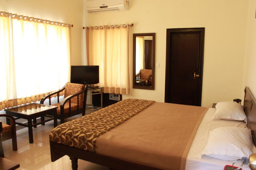 Hotel Utsav Dehradun Exterior foto